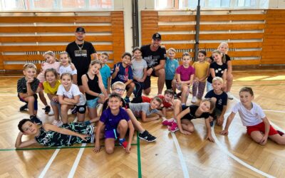 Ukázkové hodiny baseballu pro žáky 1. stupně
