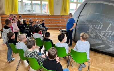 Mobilní planetárium a žáci prvního stupně