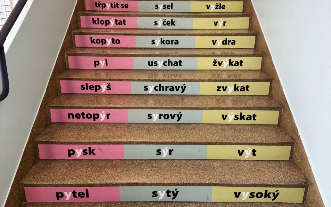Nové polepy na schodech