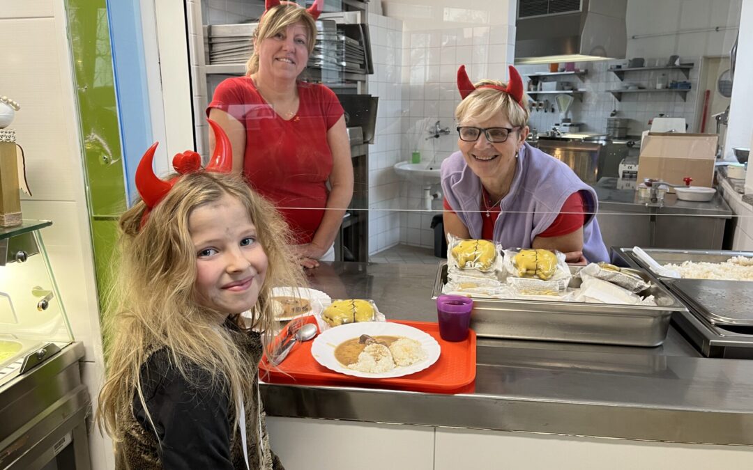 Prosinec ve školní jídelně