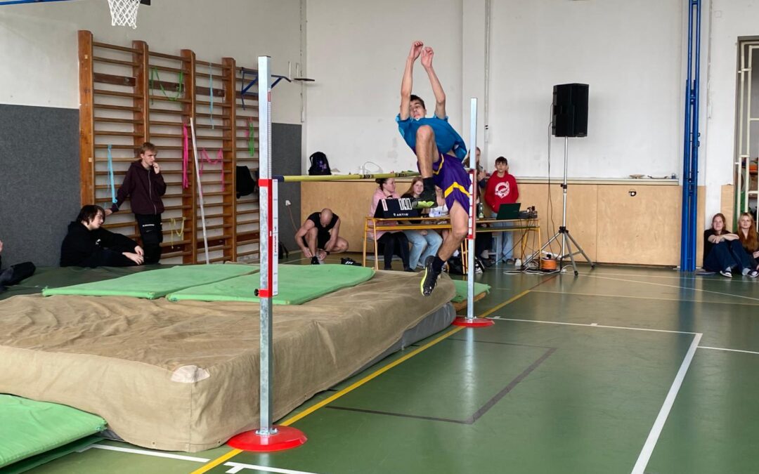 Bronz ze skoku vysokého pro naši školu